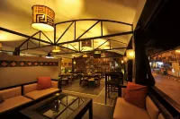 Gloria Hotel