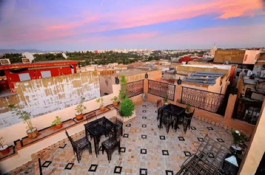 媽媽庭院 H&K 酒店