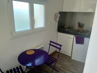 Two-storey apartment 200m from the beach