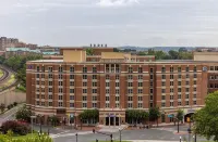 Hilton Alexandria-Old Town Hotels in Alexandria