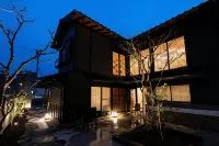 Hostel Waraku Hôtels à : 