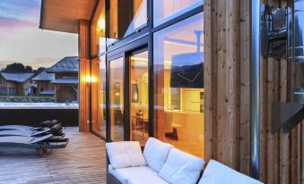 Premium Chalet with Whirlpool