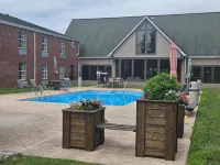 Quality Inn Dublin I-81 - piscina