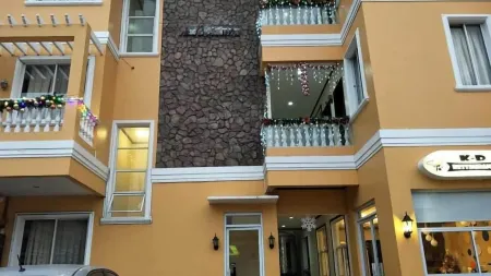 Dumdum Medical Plaza and Residences Отели в г. Толидо Сити