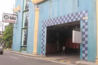 梅薩站哈里納車道客棧飯店 住宿飯店