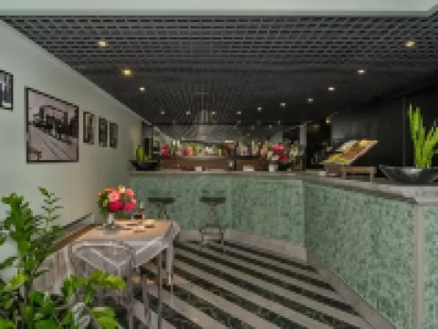 โรงแรมเร็กซ์ โรงแรมในลุกกา