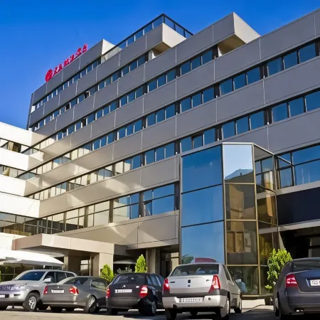 Ramada by Wyndham Iasi City Centre Отели в г. Яссы