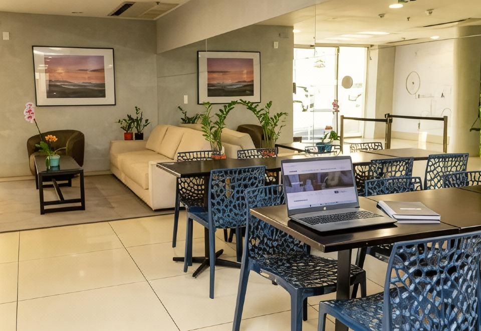 2. 노빌레 인 팜풀..