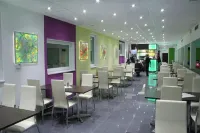 Restaurant Bowling Hotels in Trnava