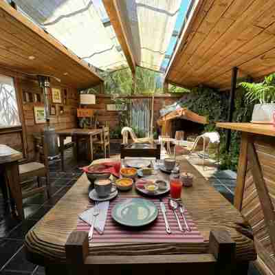 Newen B&B Dining/Meeting Rooms