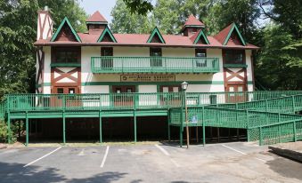 Alpine Crest Resort