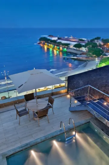 Orla Copacabana Hotel