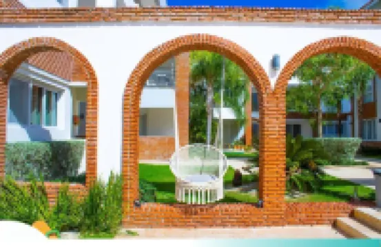 Central & Modern/Pool View/Close to beach/2Br-2Bt