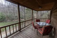 Springmaid Mountain Retreat & Stables Hotels in Spruce Pine