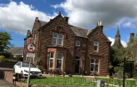 The Huntingdon - parking