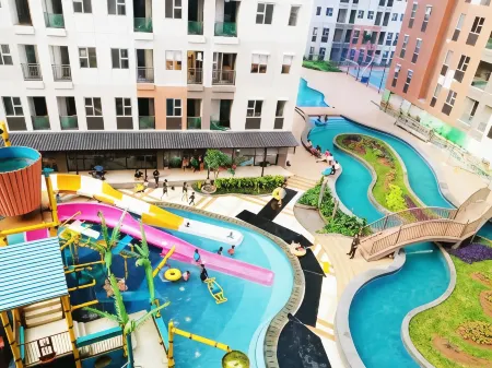 Transpark Juanda by 21 Room