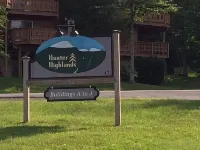 Four Seasons Luxury Mountain Retreat Next to Hiking Trails Hotels in Hunter