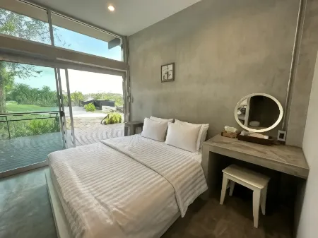 Mighty Mountain Thailand Отели рядом с достопримечательностью «Kaeng Krachan Dam Electric»