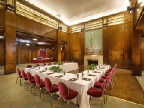 ザ クイーン メアリー ロングビーチのホテル