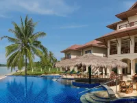 Sara Beachfront Boutique Resort