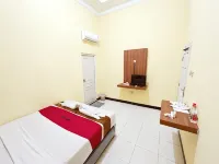 Reddoorz Near Makam Bung Karno Blitar Hotel di Ngancar