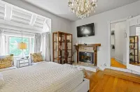 Lovely Farmhouse  Retreat, close to Boulder and Rocky Mountain National Park Gateway Park Fun Center附近的飯店