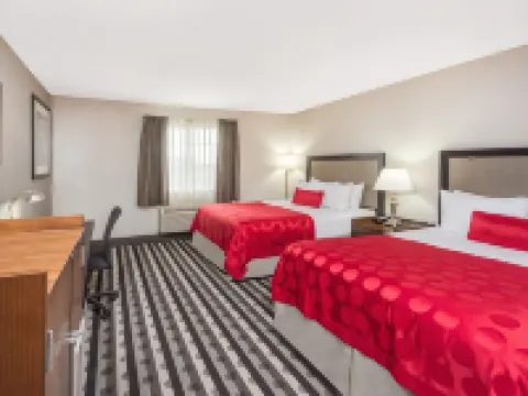Ramada by Wyndham Springfield North Hoteles en Springfield