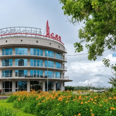 瑪雅卡奧姆大樓飯店 鄂木斯克州軍事博物館附近的飯店