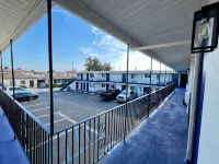 Del Aire Inn - 2-Star