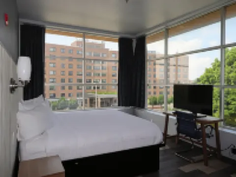 デイズ イン & スイーツ バイ ウィンダム ミルウォーキー ミルウォーキーのホテル