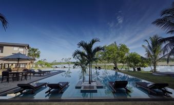 Amaranthe Bay Resort & Spa