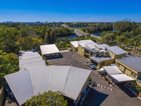 Caboolture Riverlakes Boutique Motel Отели в г. Кабулчер