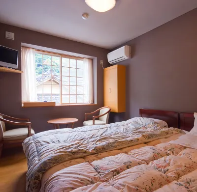 Koseki Mineral Arashi No Yu Toji No Yakata Nigokan Hotels in der Nähe von Imaihama-Kaigan Railway Station