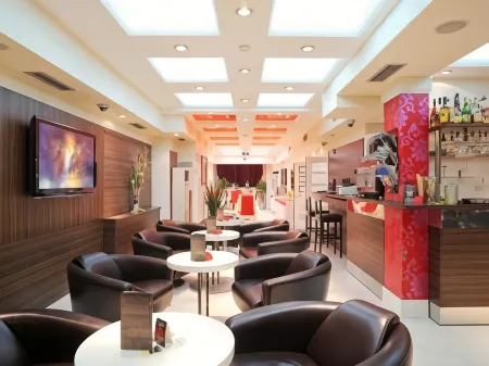 Garni Hotel Crystal Отели в г. Врњачка Бања