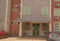 Goldenland Hotels - Executive  호텔