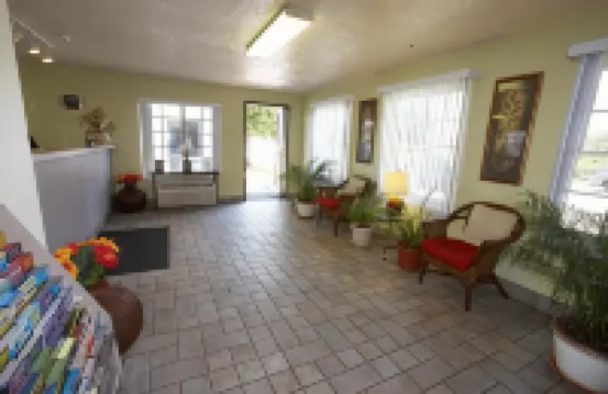 老城E-Z8汽車旅館