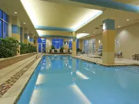 Embassy Suites by Hilton Omaha la Vista Hotel & Conference Center - Pools
