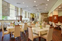 Avanti Hotel - breakfast