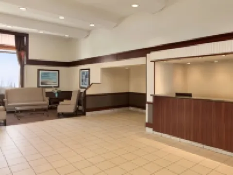 Travelodge by Wyndham Edmonton South โรงแรมในเอ็ดมอนตัน