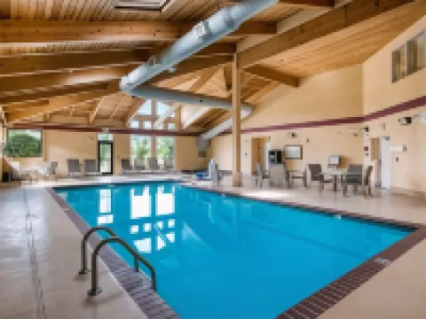 Quality Inn & Suites Lawrence - University Area Hotels in Lawrence