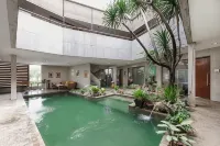 Urbanview Hotel the Lodge Karawaci