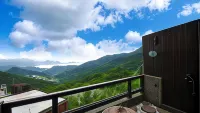 Jiufen Sunny Room - Mountain View