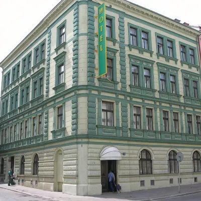 La Boutique Hotels near Smichov