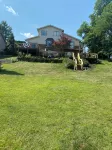 Spacious 4-bedroom 3-bathroom lake house on Shriner Lake in Columbia City. - Wifi