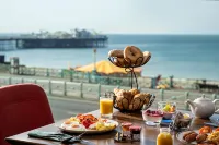 Leonardo Royal Hotel Brighton Waterfront - sarapan