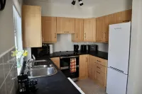 Stunning city centre 3 bedroom house - Queens Quarter Belfast - Bungalows