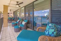 Magnificent Oceanfront Luxury Dolphin Suite with Your Own Private Elevator! - 4성급