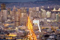 Central Guest Favorite: Walk to Everything: Steps from Valencia & Hayes Valley - Holiday Apartments