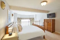 Host & Stay | Sunset View - Homestays