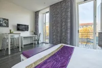 Lagrange Aparthotel Lyon Lumière - balcony